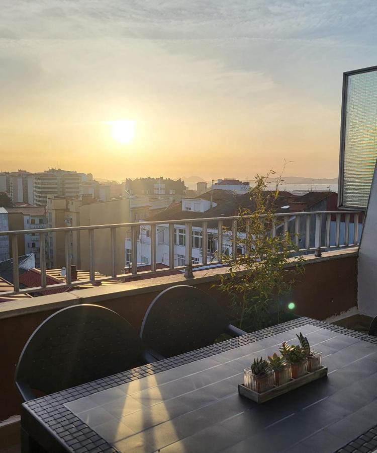 Atico Con Terraza Apartment Vigo Luaran gambar